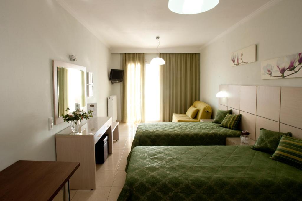 Hotel Anezina ピュロス エクステリア 写真